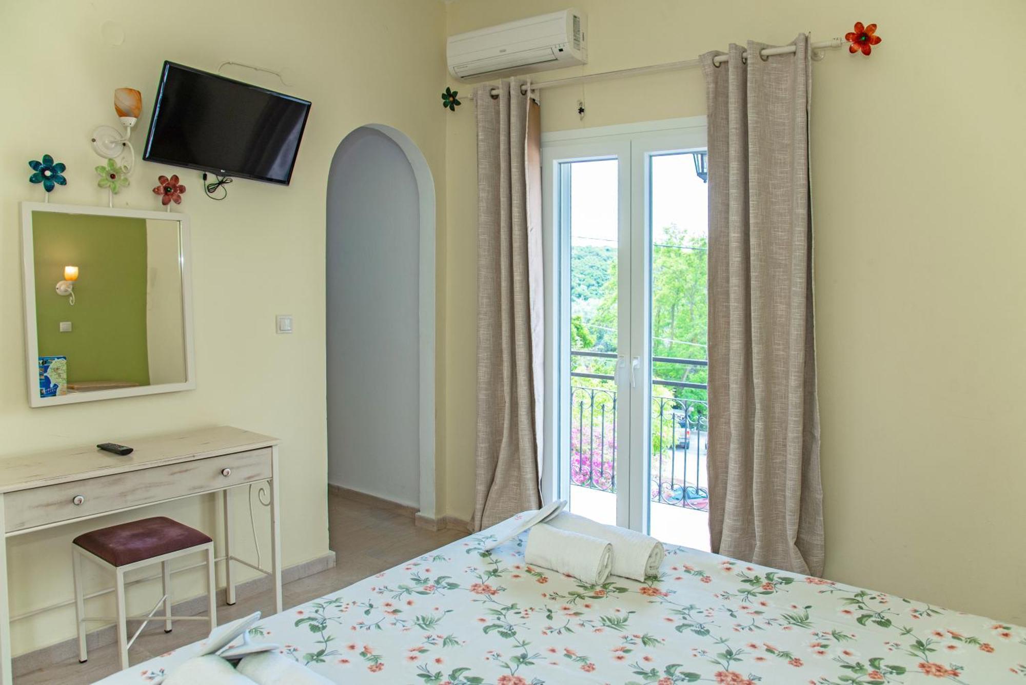 Apartament Taxi Paleokastritsa